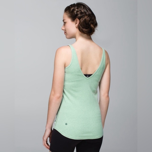Lululemon Mudra Tank, Heathered Opal, Size 6 - Picture 2 of 10